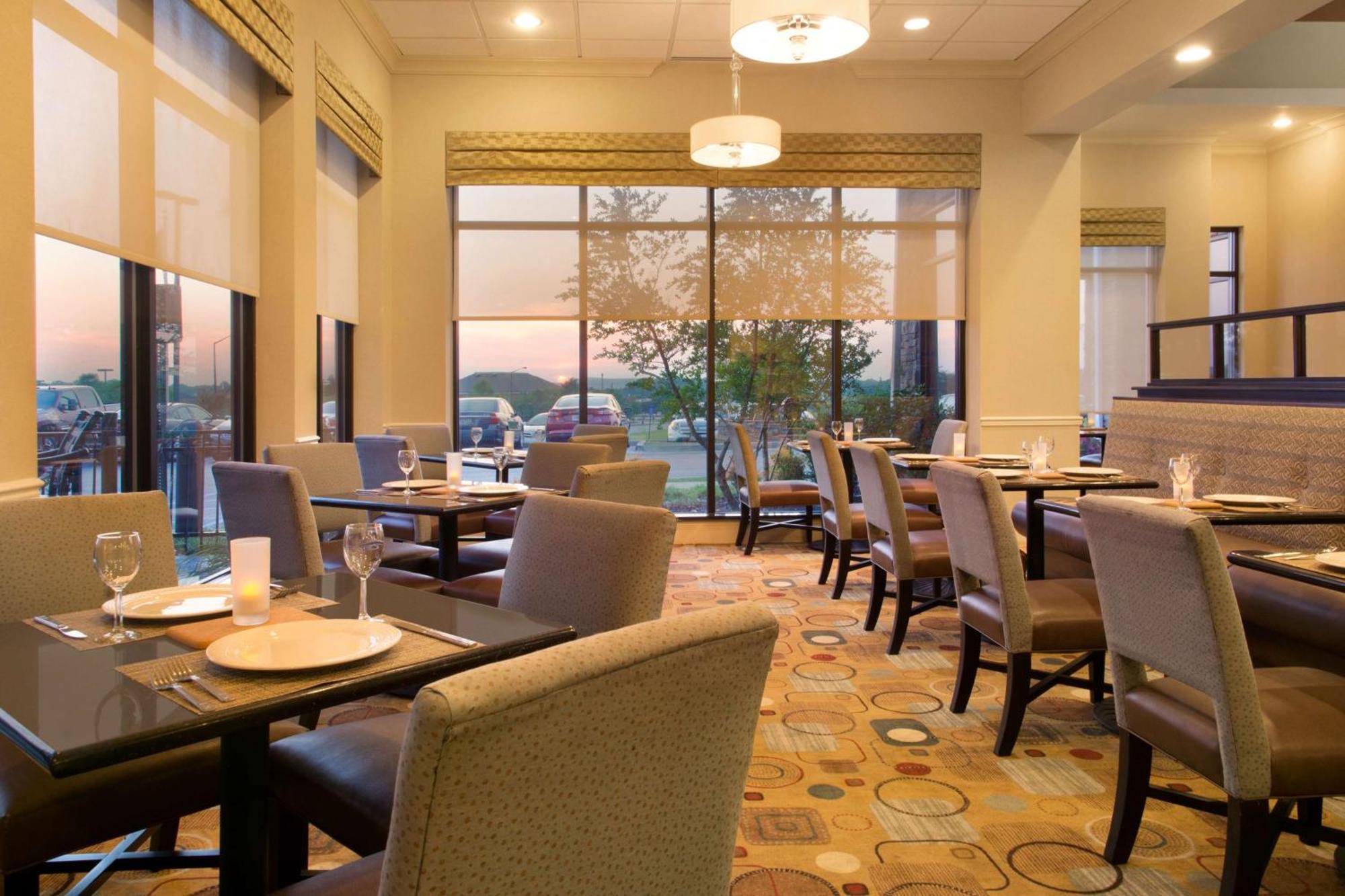 Hilton Garden Inn Cartersville Exterior photo